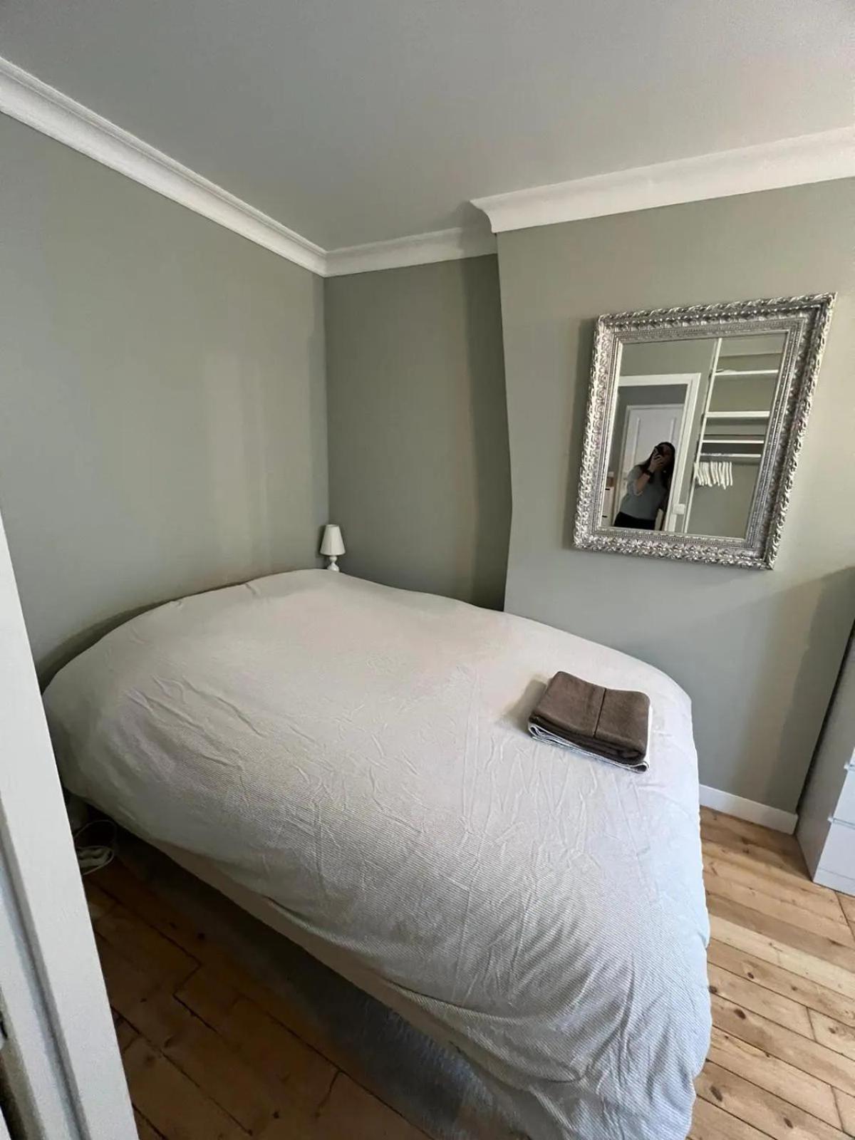 Very Cosy Flat Center Of Montmartre Appartement Parijs